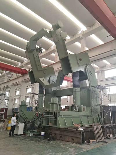 山鋼集團380噸液壓傾翻工廠調(diào)試